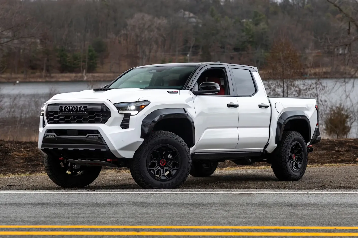 Toyota Tacoma SR 4×2 2025