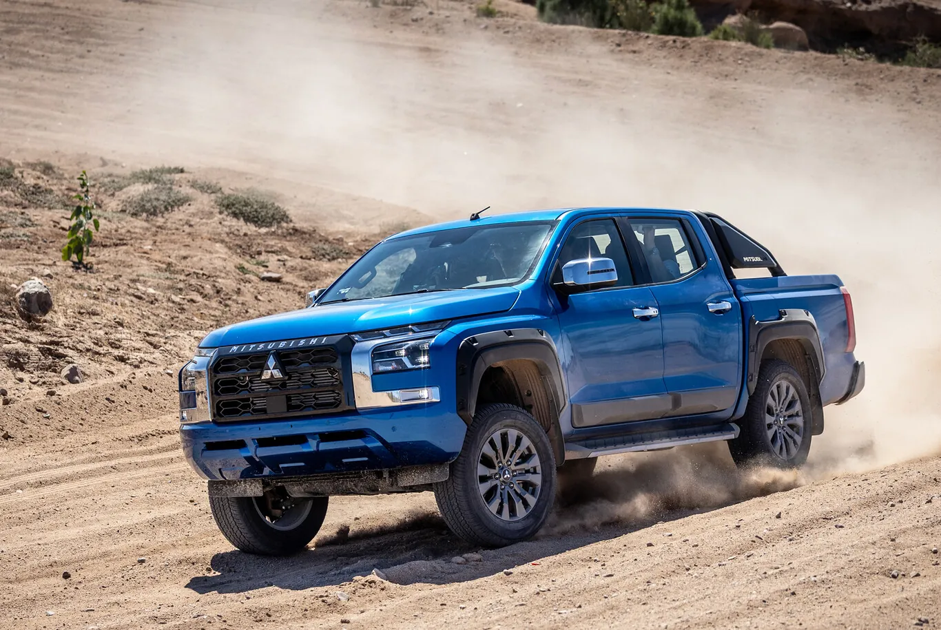 Mitsubishi L200 Diesel MT GLX 2025