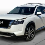 Nissan Pathfinder Platinum 2025