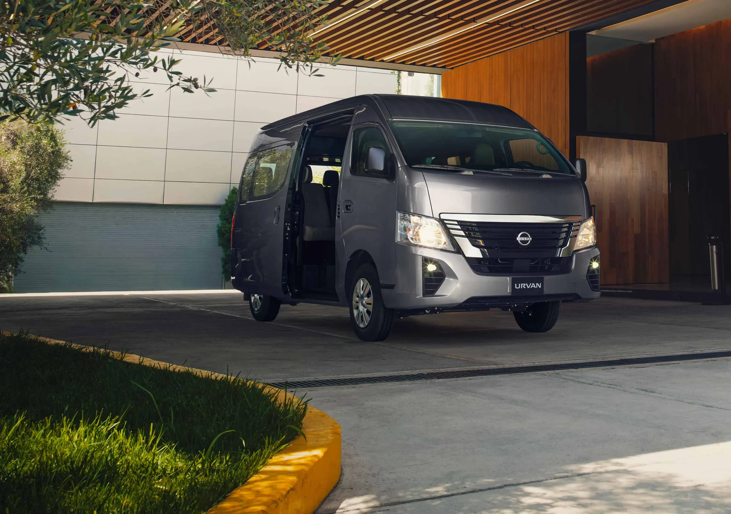 Nissan Urvan Pasajeros 2025